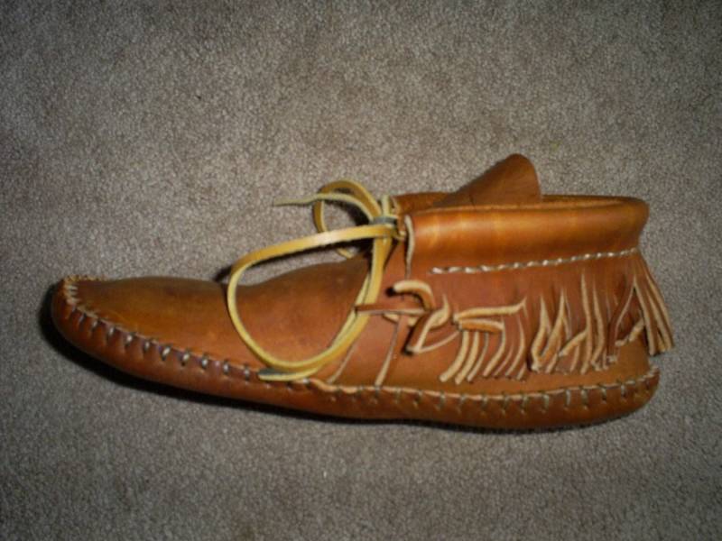 Handgemachte Leder Mokassins Handgemachte Leder Mokassins von MoccasinsAndMore