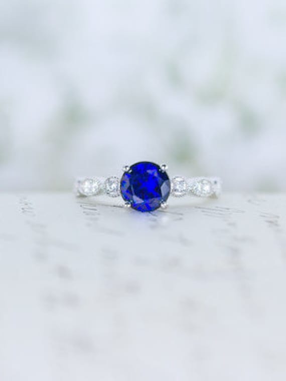 Blauer Saphir-Verlobungsring - Art-Deco-Ring Vintage-Stil Cz Ring Solitär-Ring Runden Schnitt Sterling Silber von MochaRings