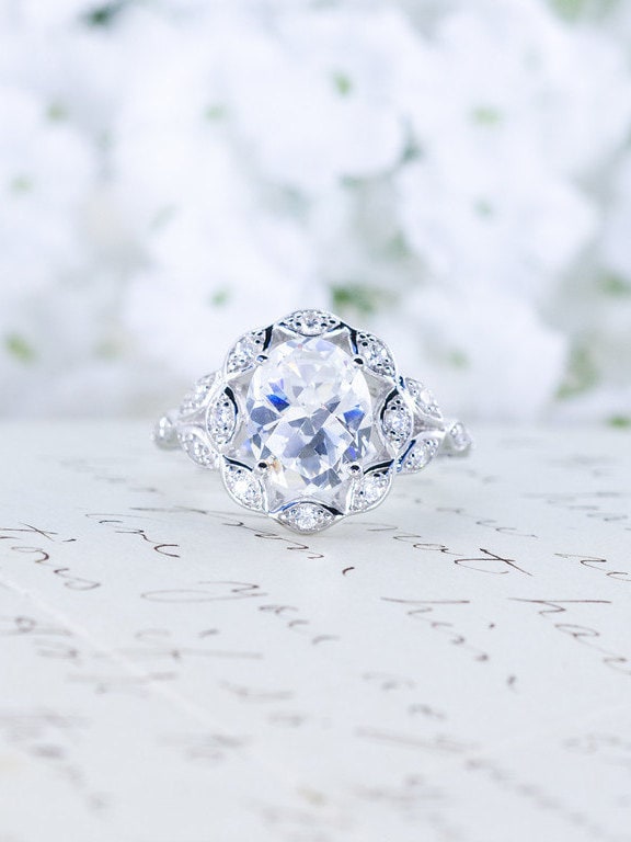 Sale - Ovaler Verlobungsring Art Deco Ring Im Ovalschliff Ehering Sterling Silber Großer Cocktailring 3 Karat von MochaRings