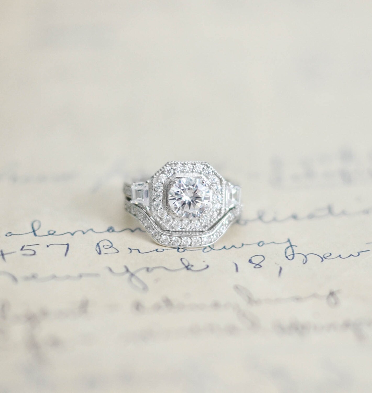 Silber Art Deco Ring - Sterling Cz Ehering Zirkonia Vintage Stil Verlobungsring Set Halo von MochaRings