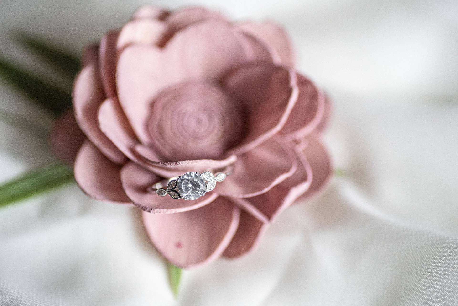 Silber Art Deco Verlobungsring - Vintage Ehering Antiker Ring Blumenring Solitärring Rundschliffring Einzigartiger von MochaRings