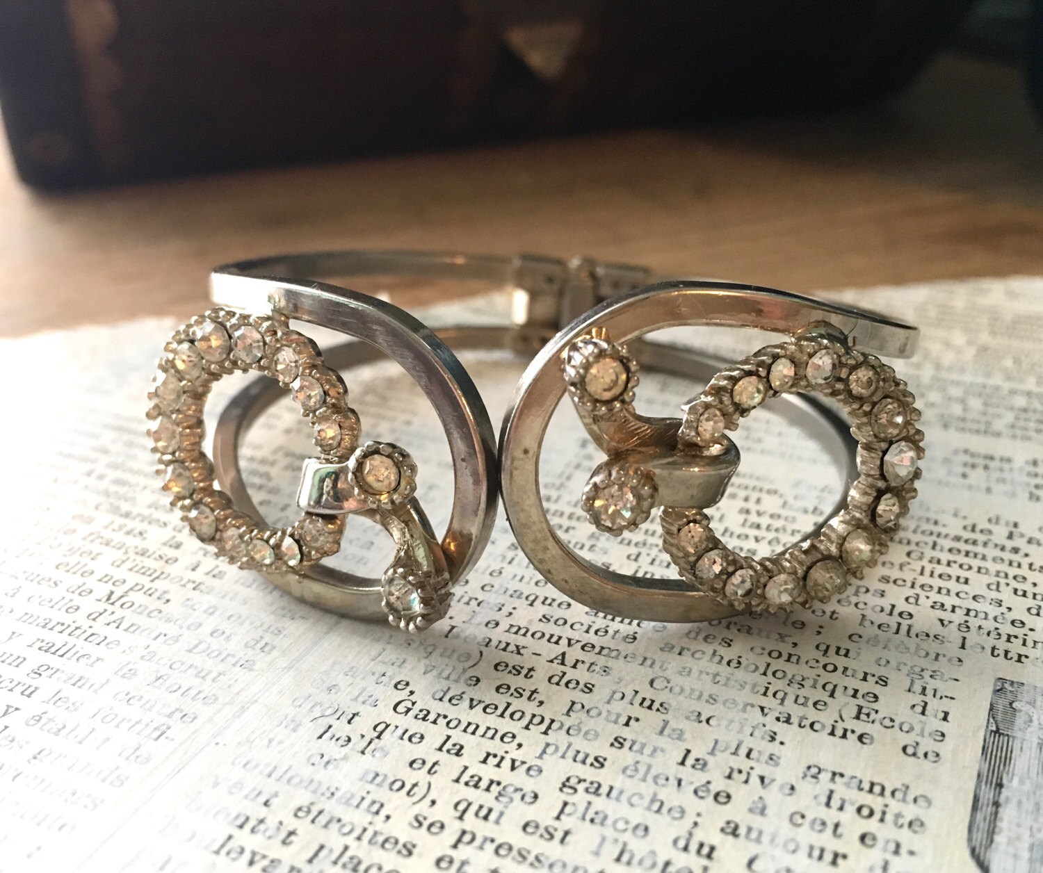 Rhinestone-Klemmvorrichtung Armband | Vintage Strasssteinen Kranz Armreif von ModPops