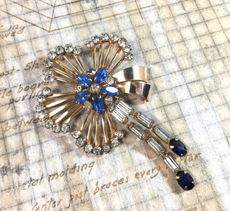 Vintage Gold Gefüllt Abstrakte Brosche - M & S Strass Swirl Spray Retro Modernist Goldfill Skulpturale Pin von ModPops