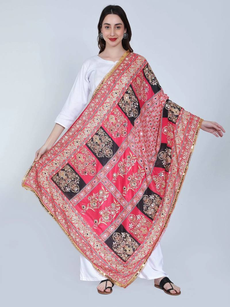 Pakistani Heavy Silk Dupatta With Mirror Work Colourful Block Print von ModaChales