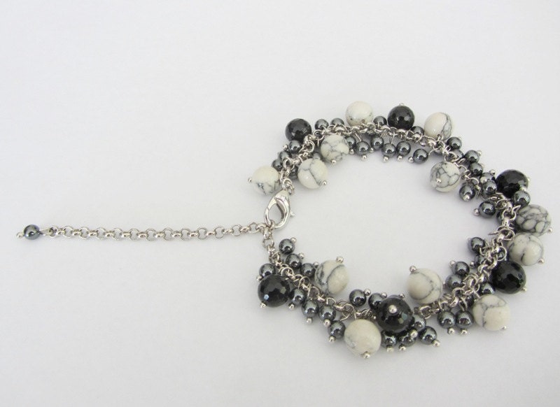 Armband & Ohrringe Mit Naturstein Anhängern Armband & Ohrringe Mit Naturstein Anhängern von Modagioie