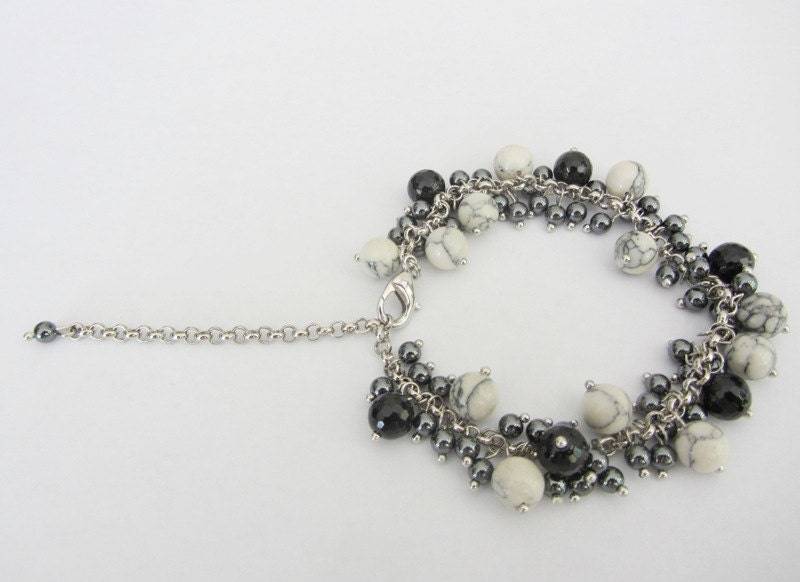 Armband & Ohrringe Mit Naturstein Anhängern Armband & Ohrringe Mit Naturstein Anhängern von Modagioie