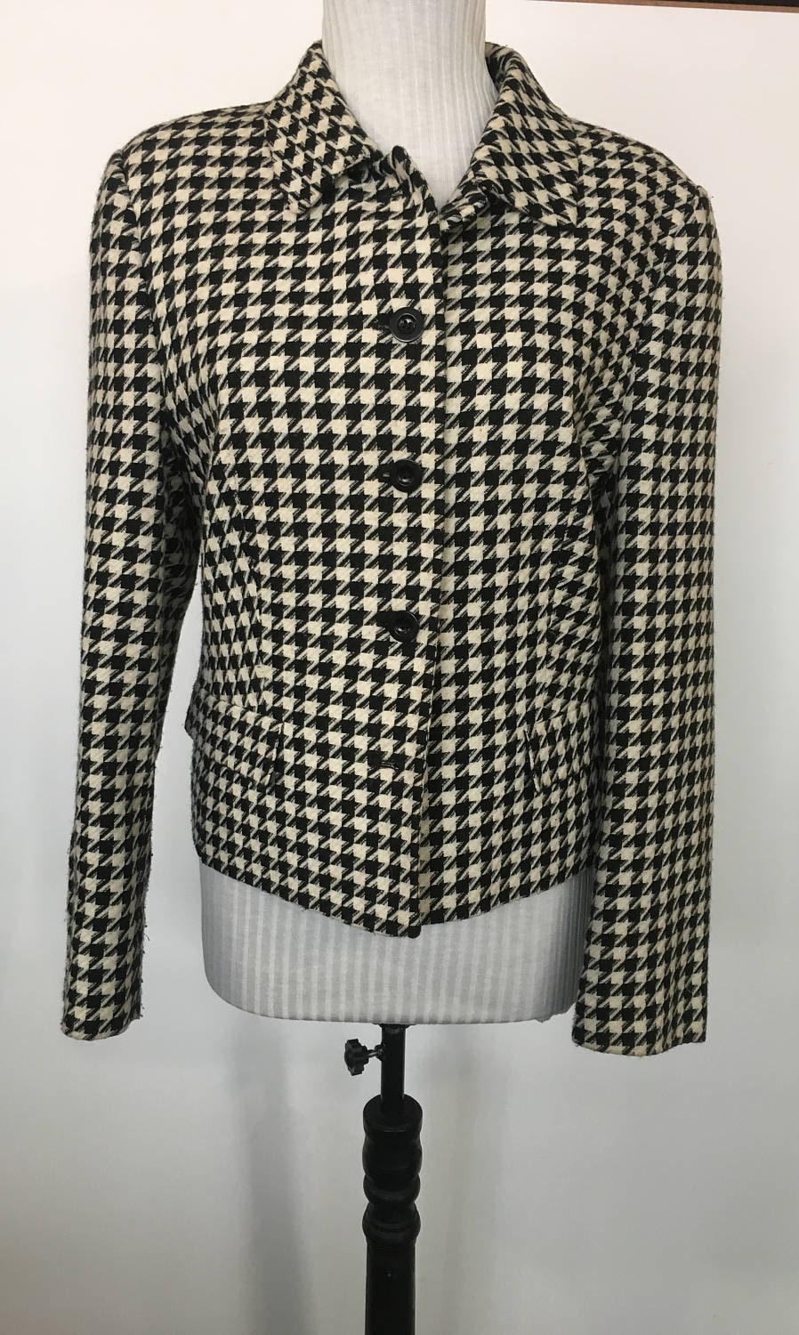 1960 Style Blazer Mit Hahnentrittmuster 1960 Style Blazer Mit Hahnentrittmuster von Modelab