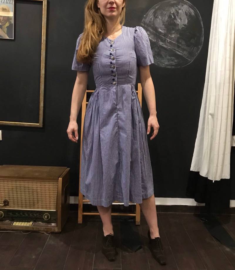 Dirndl Vichykaro Extra Klein Kariert Dirndlkleid 60Er 70Er Jahre Dirndl Vichykaro Extra Klein Kariert Dirndlkleid 60Er 70Er Jahre von Modelab