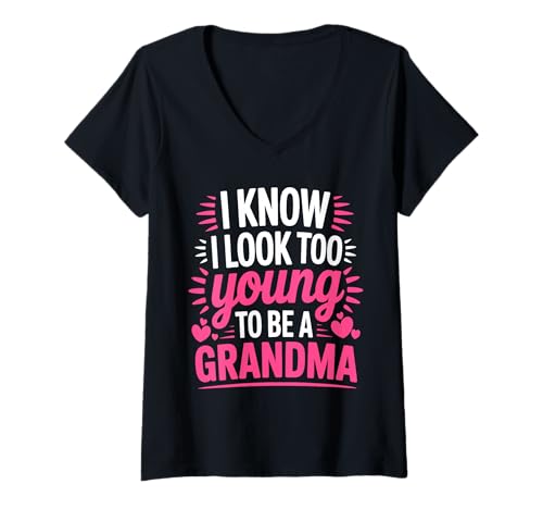 Damen Zu Jung Um Oma Zu Sein Lustiger Spruch T-Shirt mit V-Ausschnitt Damen Zu Jung Um Oma Zu Sein Lustiger Spruch T-Shirt mit V-Ausschnitt von Modern Grandma Vibes