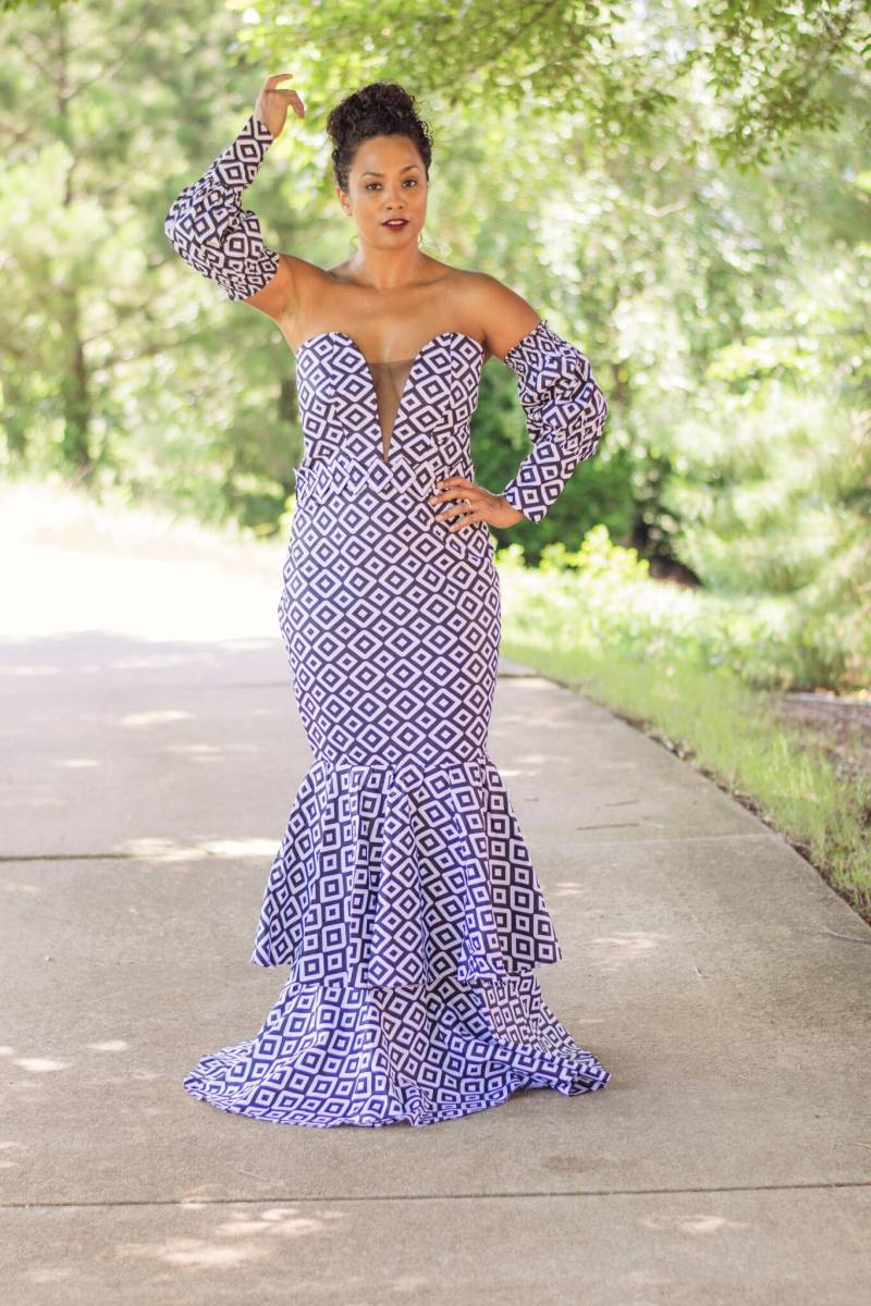 Schwarz-Weißes Ankara Kleid von ModernAfrica