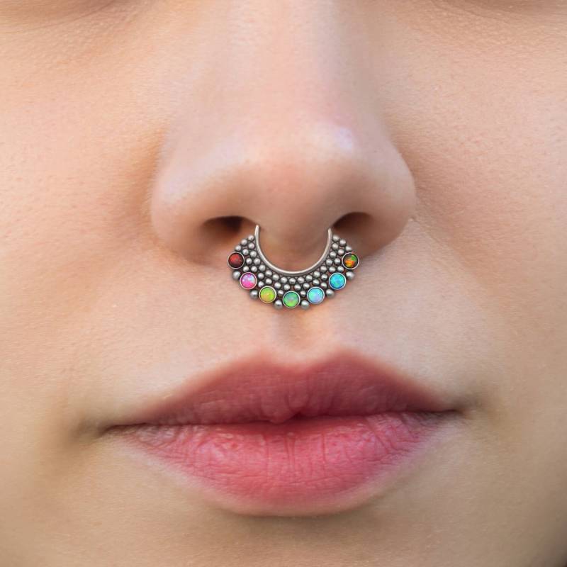 Chirurgenstahl Septum Schmuck - Piercing 16G Daith Hoop Mit Opal Steinen Ohrring Jewelry Clicker Chirurgenstahl Septum Schmuck - Piercing 16G Daith Hoop Mit Opal Steinen Ohrring Jewelry Clicker von ModernJewelBoutique