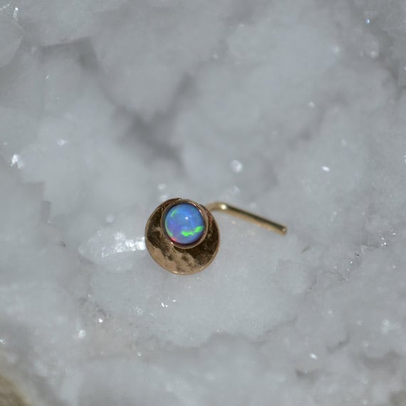 Gold Nasenring Ohrstecker 16 Gauge - Nasenstecker Tragus Knorpelohrstecker Helix Piercing Conch Ohrring 3mm Blauer Opal Gold Nasenring Ohrstecker 16 Gauge - Nasenstecker Tragus Knorpelohrstecker Helix Piercing Conch Ohrring 3mm Blauer Opal von ModernJewelBoutique