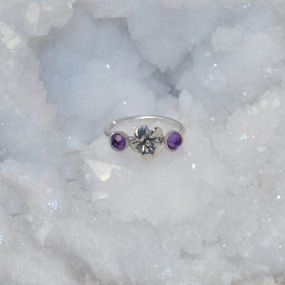Nasen Ring Hoop - Silber Nasenstecker Helix Piercing Tragus Schmuck Knorpelohrring Septum 18G Turmohrring Amethyst Nasenpiercing Nasen Ring Hoop - Silber Nasenstecker Helix Piercing Tragus Schmuck Knorpelohrring Septum 18G Turmohrring Amethyst Nasenpiercing von ModernJewelBoutique