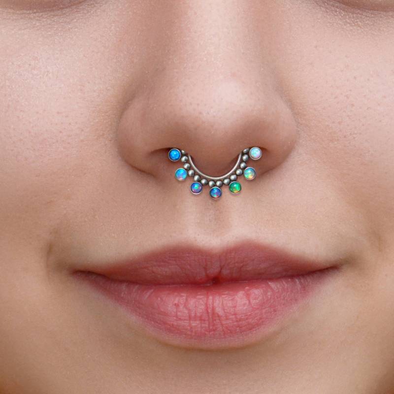 Septum Ring Aus Chirurgenstahl Mit Opal Steinen - Daith Ohrring Clicker Piercing Schmuck Septum Ring Aus Chirurgenstahl Mit Opal Steinen - Daith Ohrring Clicker Piercing Schmuck von ModernJewelBoutique