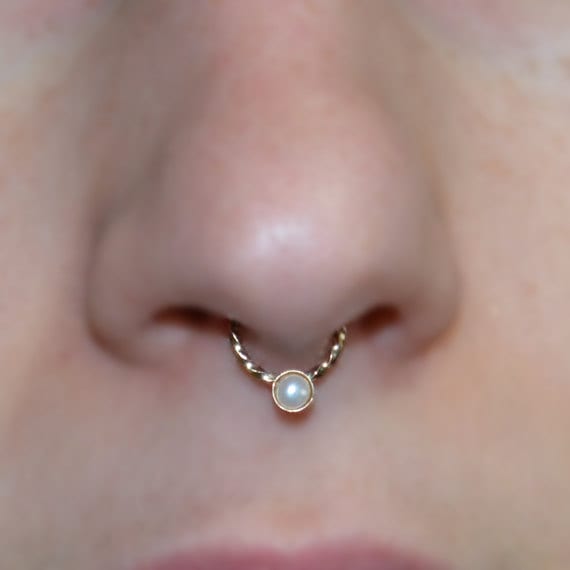 Septum-Ring - Gold-Nasenring 3 Mm Perle Helix-Ring Tragus-Piercing Septum-Hoop Brustwarzenschmuck Knorpelring 20 Gauge Septum-Ring - Gold-Nasenring 3 Mm Perle Helix-Ring Tragus-Piercing Septum-Hoop Brustwarzenschmuck Knorpelring 20 Gauge von ModernJewelBoutique