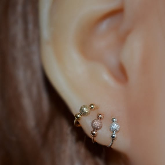Silberner Nasenring-Reifen - Nasenring Nasenstecker Hahnenohrring Septum-Piercing Tragus-Schmuck Knorpelohrring Daith-Piercing 20G Silberner Nasenring-Reifen - Nasenring Nasenstecker Hahnenohrring Septum-Piercing Tragus-Schmuck Knorpelohrring Daith-Piercing 20G von ModernJewelBoutique