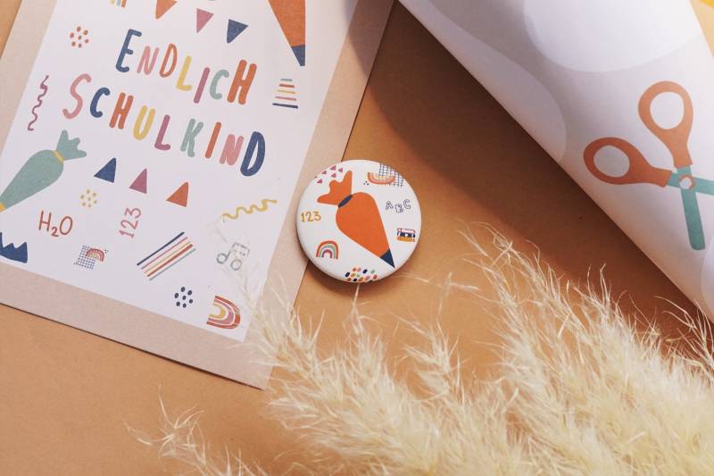 Button Schulkind Einschulung ⋒Regenbogen⋒ - Ansteckbutton Matt Mit Nadel 38mm I Erster Schultag von ModernKidsArtShop