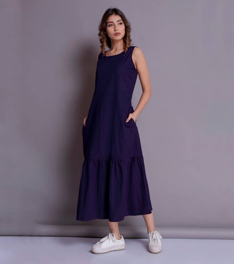 Handgefertigtes Maxikleid Aus Leinen Ärmelloses Sommerkleid Mit Taschen von ModernMoveBoutique