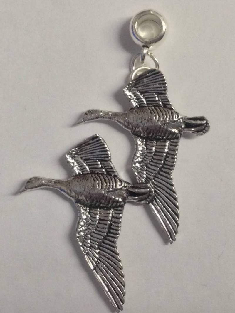 Gänse B26 Charm Mit 5 Mm Öse Passend Für Armreif, Pandora, Ketten Chrom-Gold Oder Zinn-Finish Erhältlich Gänse B26 Charm Mit 5 Mm Öse Passend Für Armreif, Pandora, Ketten Chrom-Gold Oder Zinn-Finish Erhältlich von ModernPewterAndGifts