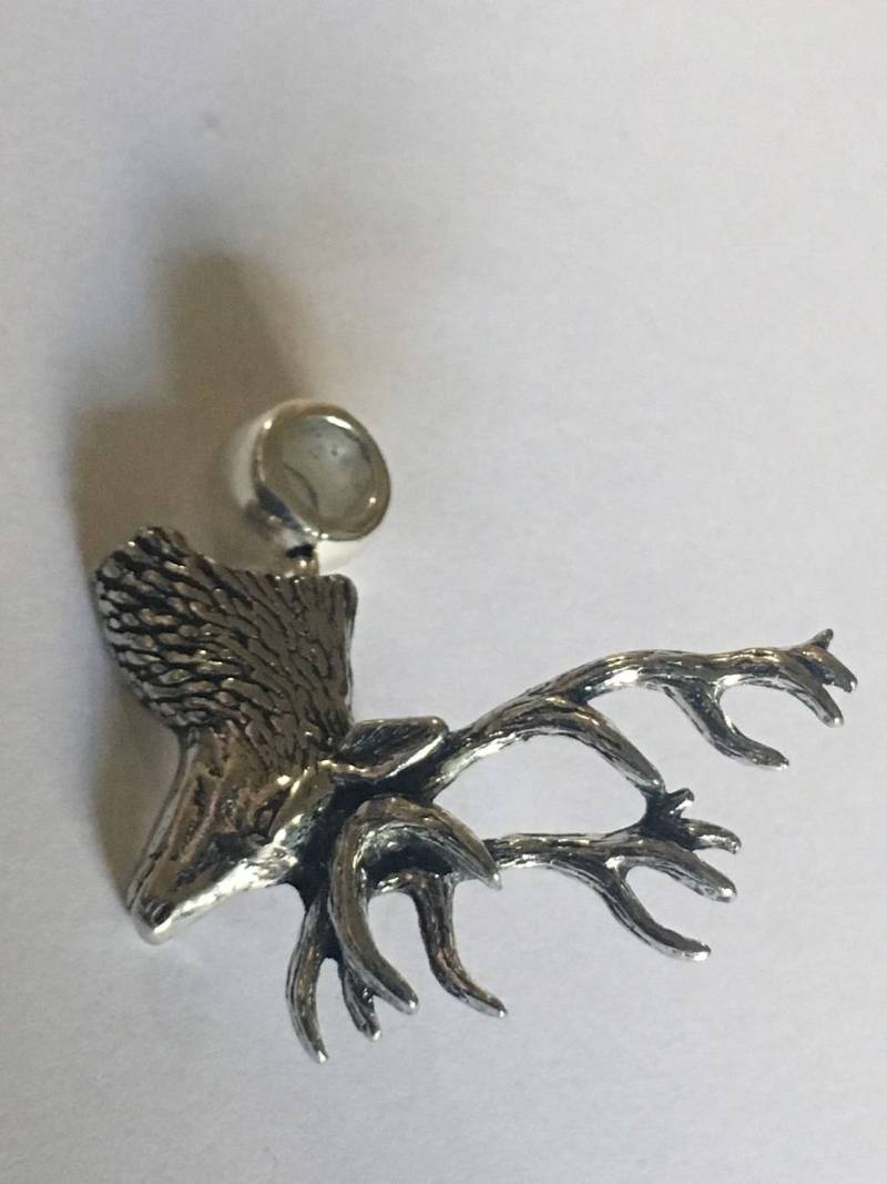 Hirschkopf Mit 5 Mm Öse Passend Für Anhänger Charm-Armband Auch Pandora Armbänder , Halsketten Refa21 Gold Oder Zinn-Finish Erhältlich Hirschkopf Mit 5 Mm Öse Passend Für Anhänger Charm-Armband Auch Pandora Armbänder , Halsketten Refa21 Gold Oder Zinn-Finish Erhältlich von ModernPewterAndGifts