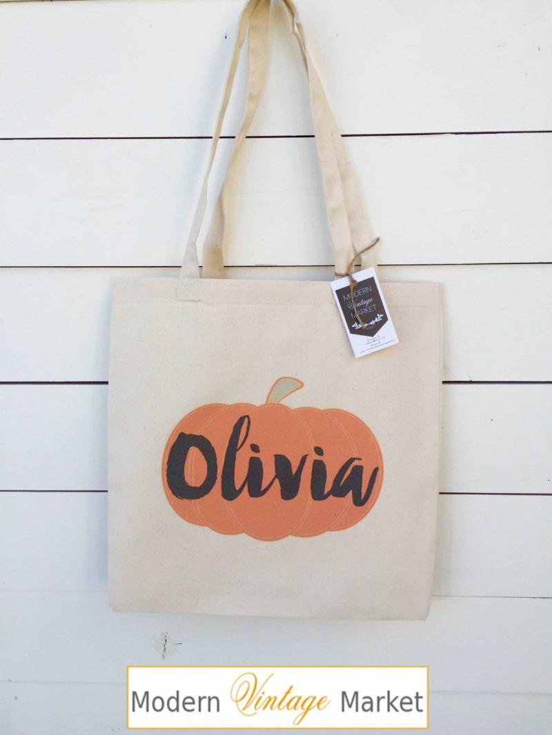 Personalisierte Halloween Einkaufstasche Ernte Kürbis, Süßes Oder Saures Tasche Personalisierte Halloween Einkaufstasche Ernte Kürbis, Süßes Oder Saures Tasche von ModernVintageMarket