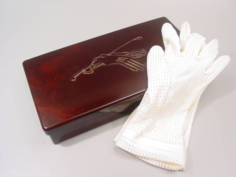 Art Deco Reithandschuh Box Rot Braune Bakelit Schachtel - Vintage Handschuh Dose Der Deutsches Moderne Set Reiter Zubehör 1920S 20S von ModernismWorld