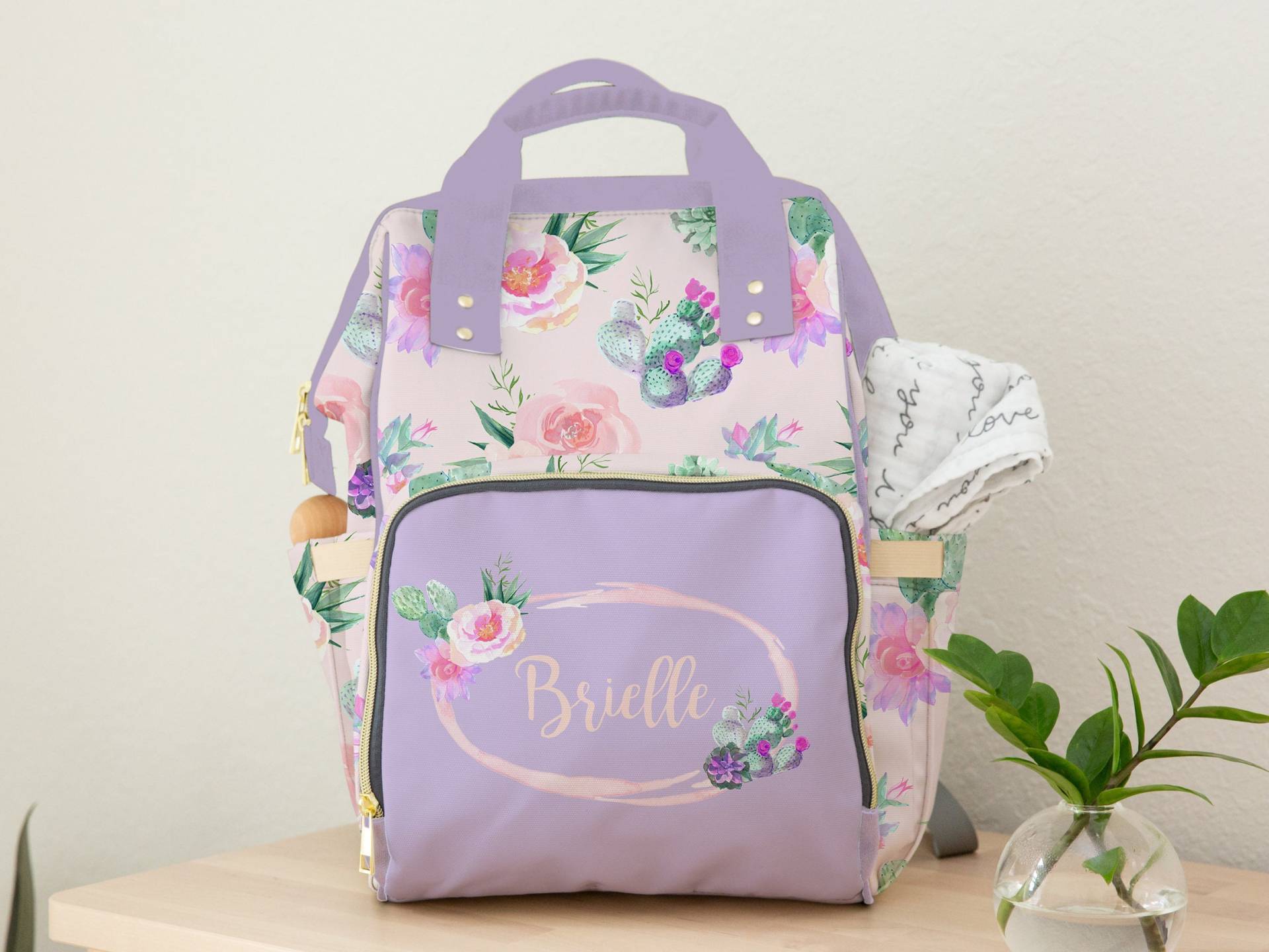 Kaktus Floral Personalisierte Windeltasche, Rucksack, Baby Mädchen, Lila Kinderzimmer Dekor, Mädchen Shower Geschenk, Namen Helles von ModifiedTot