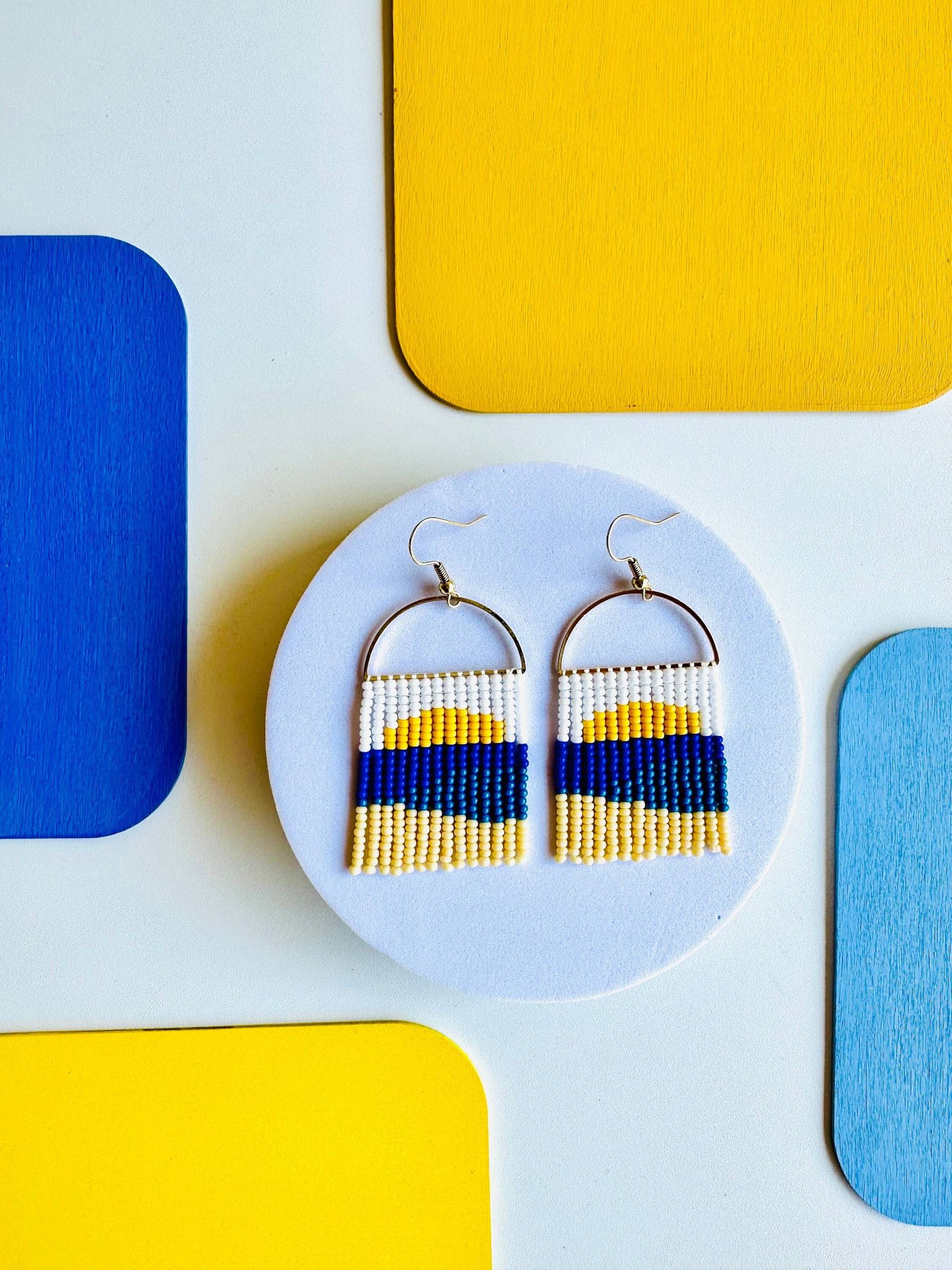 Handgemachte Rocailles Perlen Ohrringe Von Modish/Beachy Beach Themed Handgemachte Rocailles Perlen Ohrringe Von Modish/Beachy Beach Themed von ModishJS