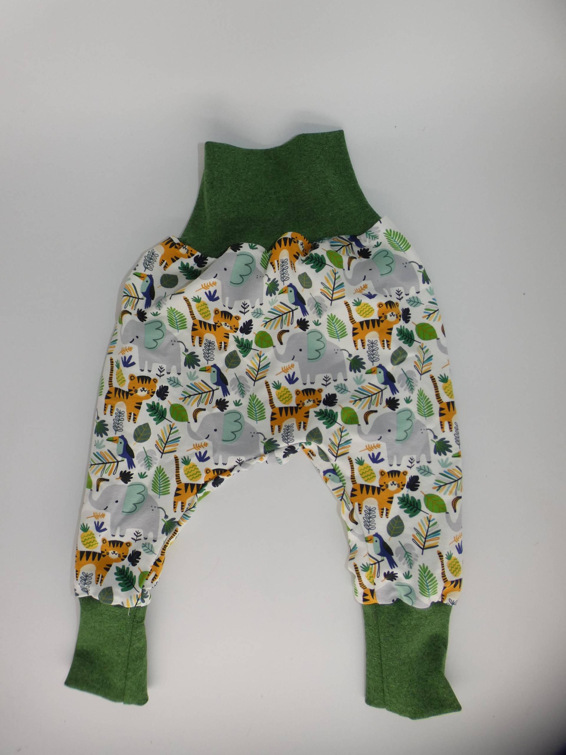 Pumphose, Hose, Sweathose, French Terry, Dschungel, Safari, Elefant, Giraffe von Moewenkind