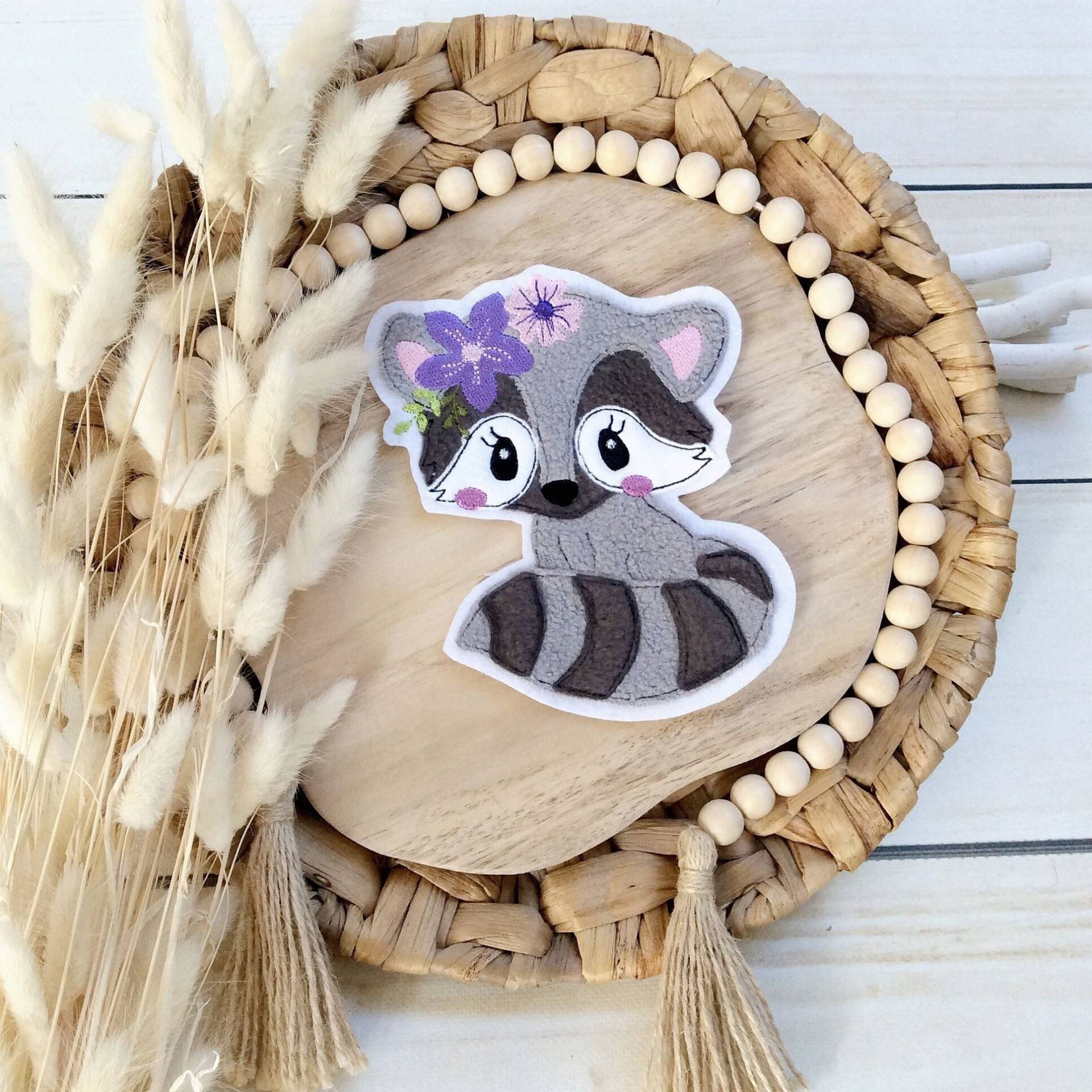 Applikation M Aufnäher Boho Waschbär Button Diy Flicken Patch Auf Filz Mit Blumen Bestickt Applikation M Aufnäher Boho Waschbär Button Diy Flicken Patch Auf Filz Mit Blumen Bestickt von MohnblumesWelt