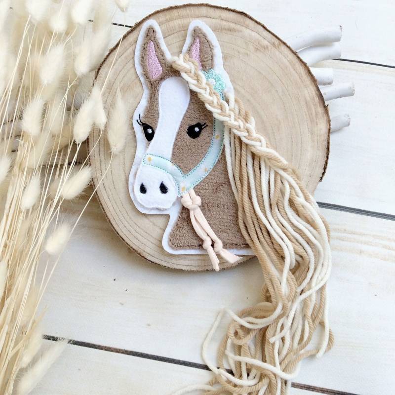 Applikation Pferdekopf Aus Plüsch Aufnäher Button Für Schultüte Diy Motiv Flicken Patch Auf Filz Pferd Mit Mähne Pony von MohnblumesWelt