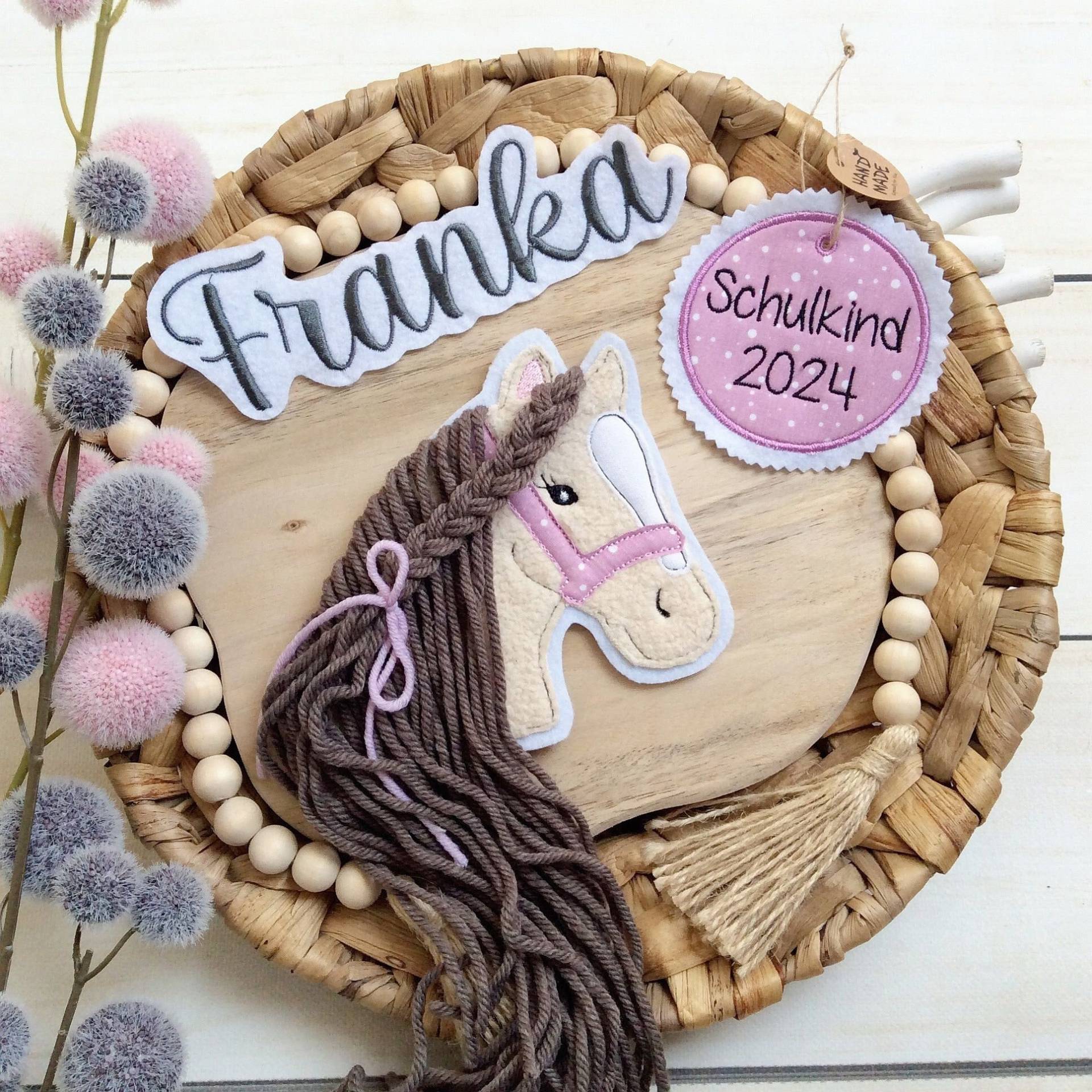 Komplettes Set Applikation Pferdekopf Aufnäher Button Für Schultüte Und Wunschname Patch Motiv Auf Filz Pferd Mit Mähne Pony Komplettes Set Applikation Pferdekopf Aufnäher Button Für Schultüte Und Wunschname Patch Motiv Auf Filz Pferd Mit Mähne Pony von MohnblumesWelt