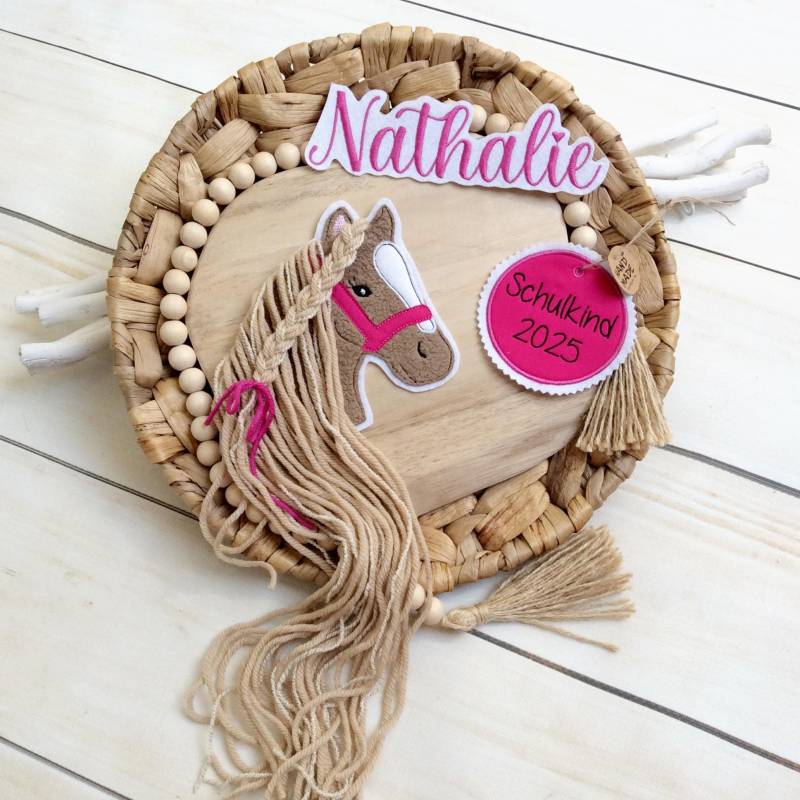 Komplettes Set M Applikation Pferdekopf Aufnäher Button Für Schultüte Und Wunschname Patch Motiv Auf Filz Pferd Mit Mähne Pony Komplettes Set M Applikation Pferdekopf Aufnäher Button Für Schultüte Und Wunschname Patch Motiv Auf Filz Pferd Mit Mähne Pony von MohnblumesWelt