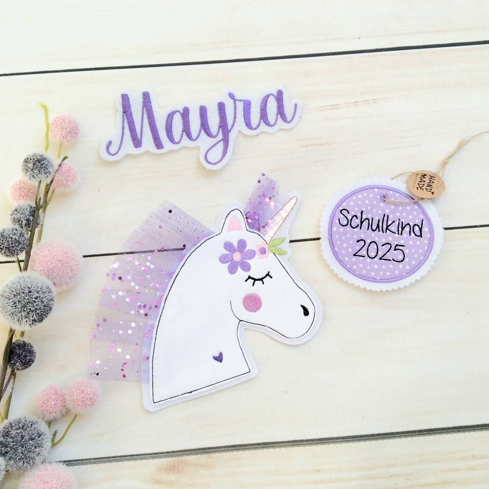 Set 3 - Teilig Applikation M Einhorn Anhänger "Schulkind" Inkl. Wunschname Aufnäher Für Schultüte Oder Diy 3D Pferd Mit Mähne Set 3 - Teilig Applikation M Einhorn Anhänger "Schulkind" Inkl. Wunschname Aufnäher Für Schultüte Oder Diy 3D Pferd Mit Mähne von MohnblumesWelt