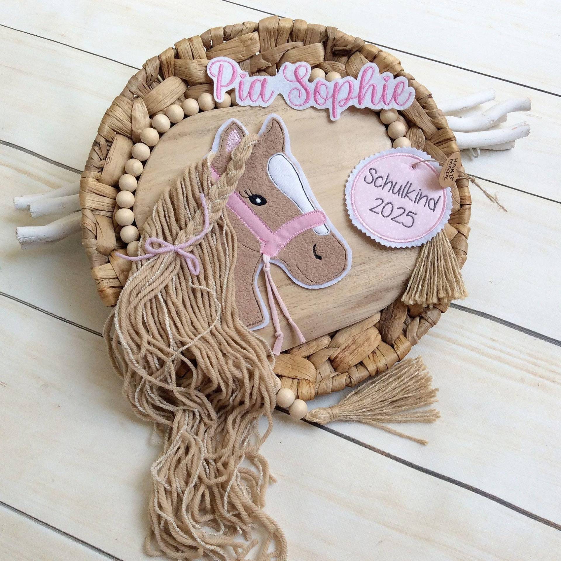 xl Komplettes Set Applikation Pferdekopf Aufnäher Button Für Schultüte Und Wunschname Patch Motiv Auf Filz Pferd Mit Mähne Pony xl Komplettes Set Applikation Pferdekopf Aufnäher Button Für Schultüte Und Wunschname Patch Motiv Auf Filz Pferd Mit Mähne Pony von MohnblumesWelt
