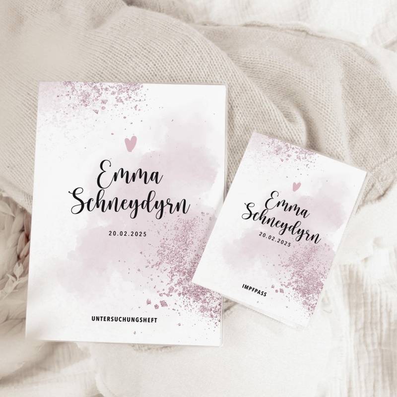 Personalisierte U-Heft & Impfpass Hülle Lilac Stardust - Geschenk Zur Geburt Für Mädchen, Schutzhülle Mit Name, Flieder Umschlag Mädchen von MoinMagda