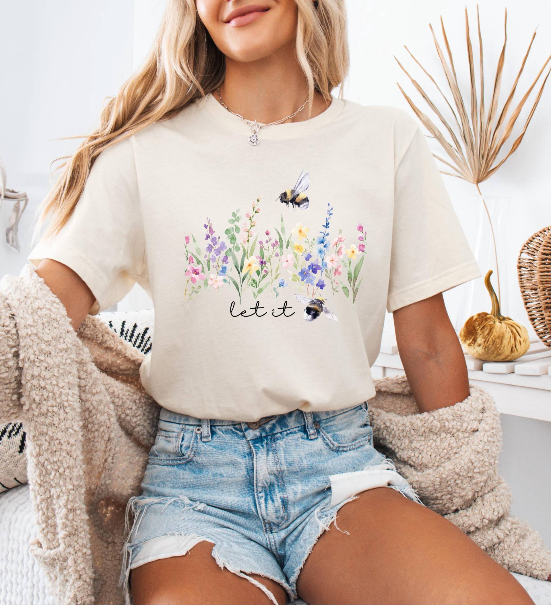 Biene T-Shirt, Imker Shirt, Bienen Insekten Shirts, Erde Tag Geschenk, Bienenliebhaber Speichern Sie Die T-Shirt von MoinandMade