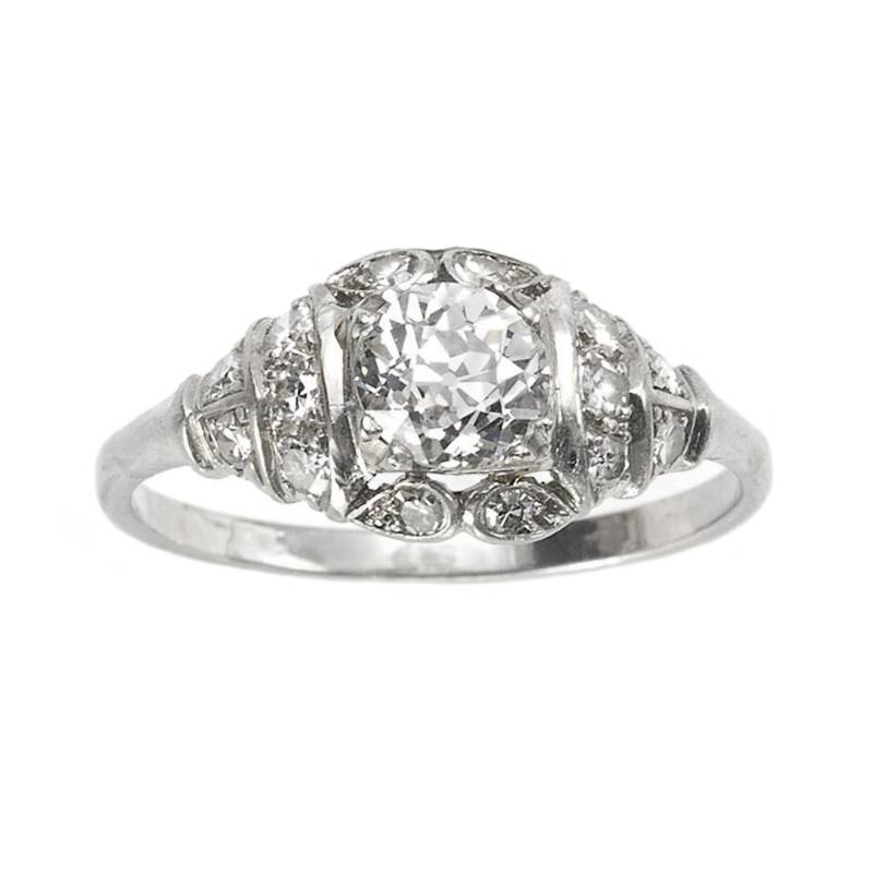 Späte Art Deco Diamant Und Platin Ring, 0, 85 Karat H Si1, Circa 1940 von MoiraFineJewellery