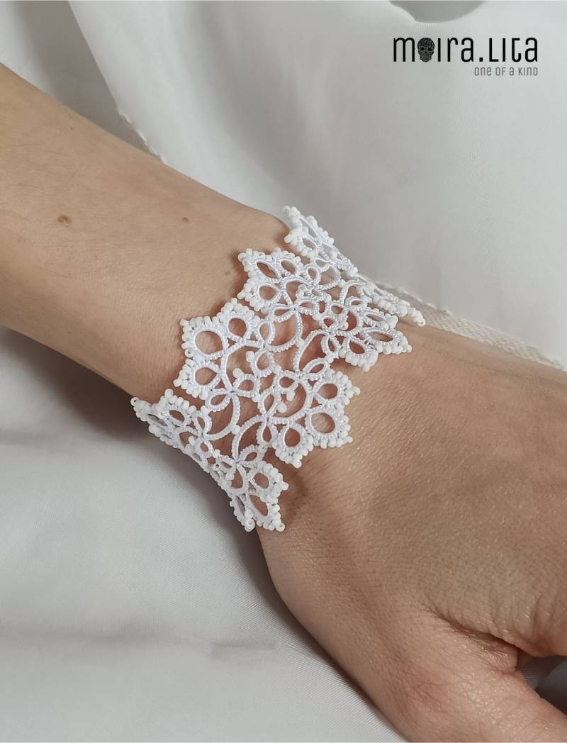 Spitzenarmband Weiß Filigran Spitzenarmband Weiß Filigran von MoiraLita