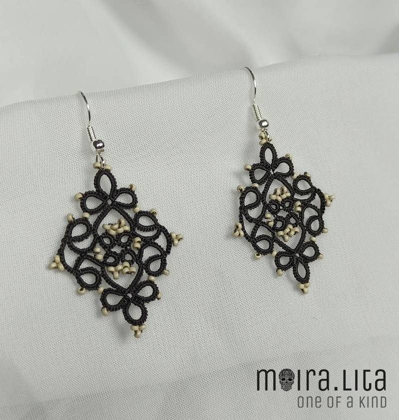 Tatting Ohrringe Braun Beige Spitze Tatting Ohrringe Braun Beige Spitze von MoiraLita