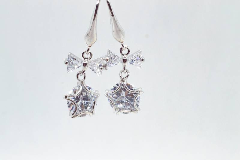 5.0 Ct Moissanite Ohrringe, Weißgold Tear Drop 14K/18K Gold Braut Diamant-Ohrringe von MoissaniteUniverse