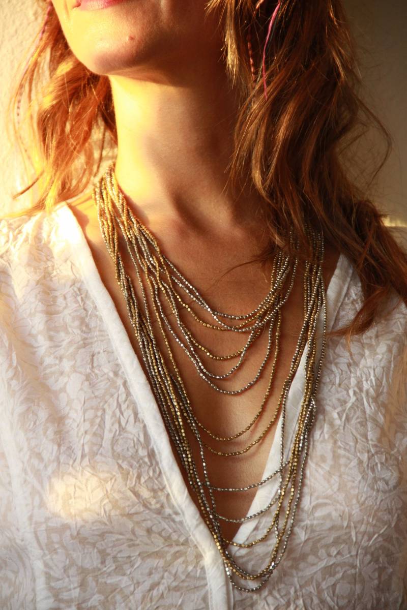 Lange Frauen Halskette - Extra Boho Moderne Moderne Statement Lange Goldkette von MokshaJewelryIbiza