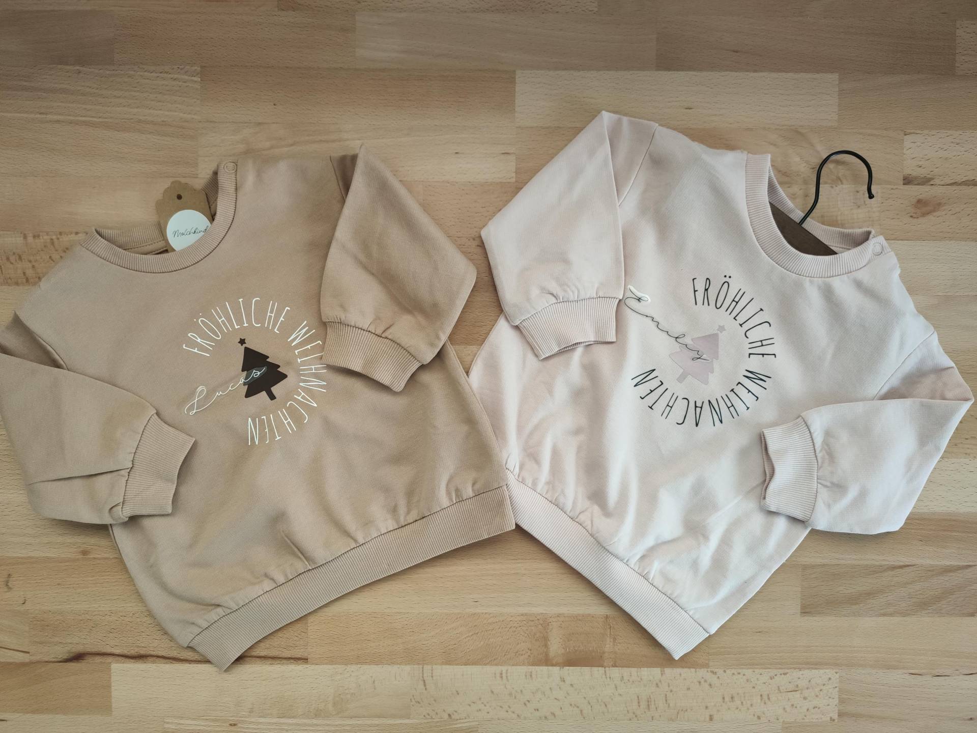 Sweatshirt Pullover Mädchen Personalisierbar Frohe Weihnachten Merry Christmas Geschenk von Molchkind