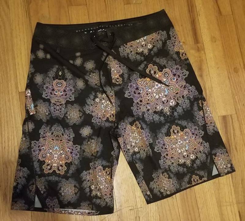 Psychedelic Boardshort - Boardshorts -Surfwear Surfen Bademode Shorts Sommershorts Sommer Psychedelic Psychedelic Boardshort - Boardshorts -Surfwear Surfen Bademode Shorts Sommershorts Sommer Psychedelic von MolecularCosmic