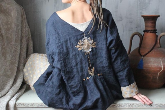 Bestickter Leinen Boho Mantel Dunkelblau Plus Size Strickjacke von Moliqlinen