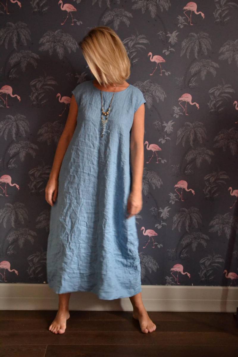 Boho Kleid Aus Leinen. Graublaues Mit Stickerei von Moliqlinen