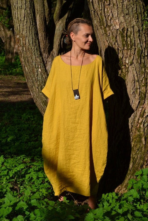 Boho Leinenkleid. Honiggelbe Farbe. Plus Size Mehr Farbe von Moliqlinen