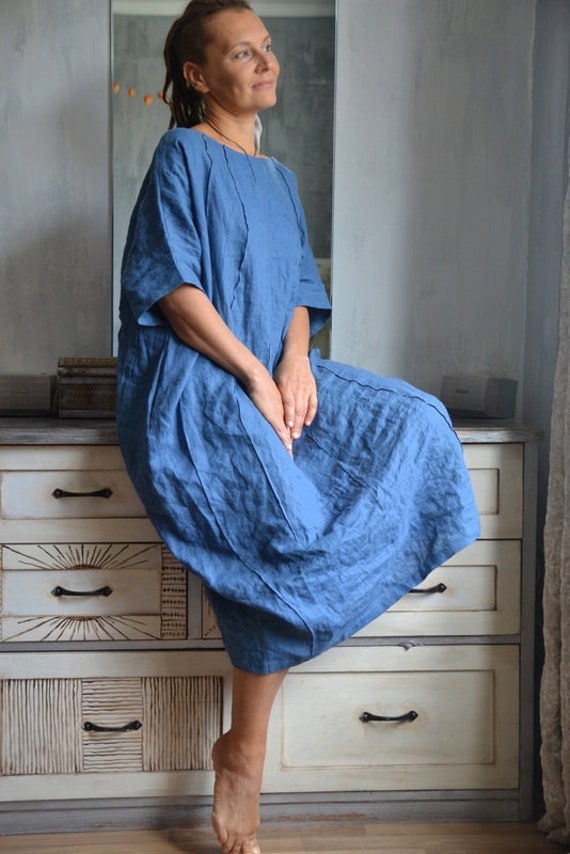 Lockeres Leinenkleid Tiefblauer Boho-stil, Aufgeweichter Flachs von Moliqlinen