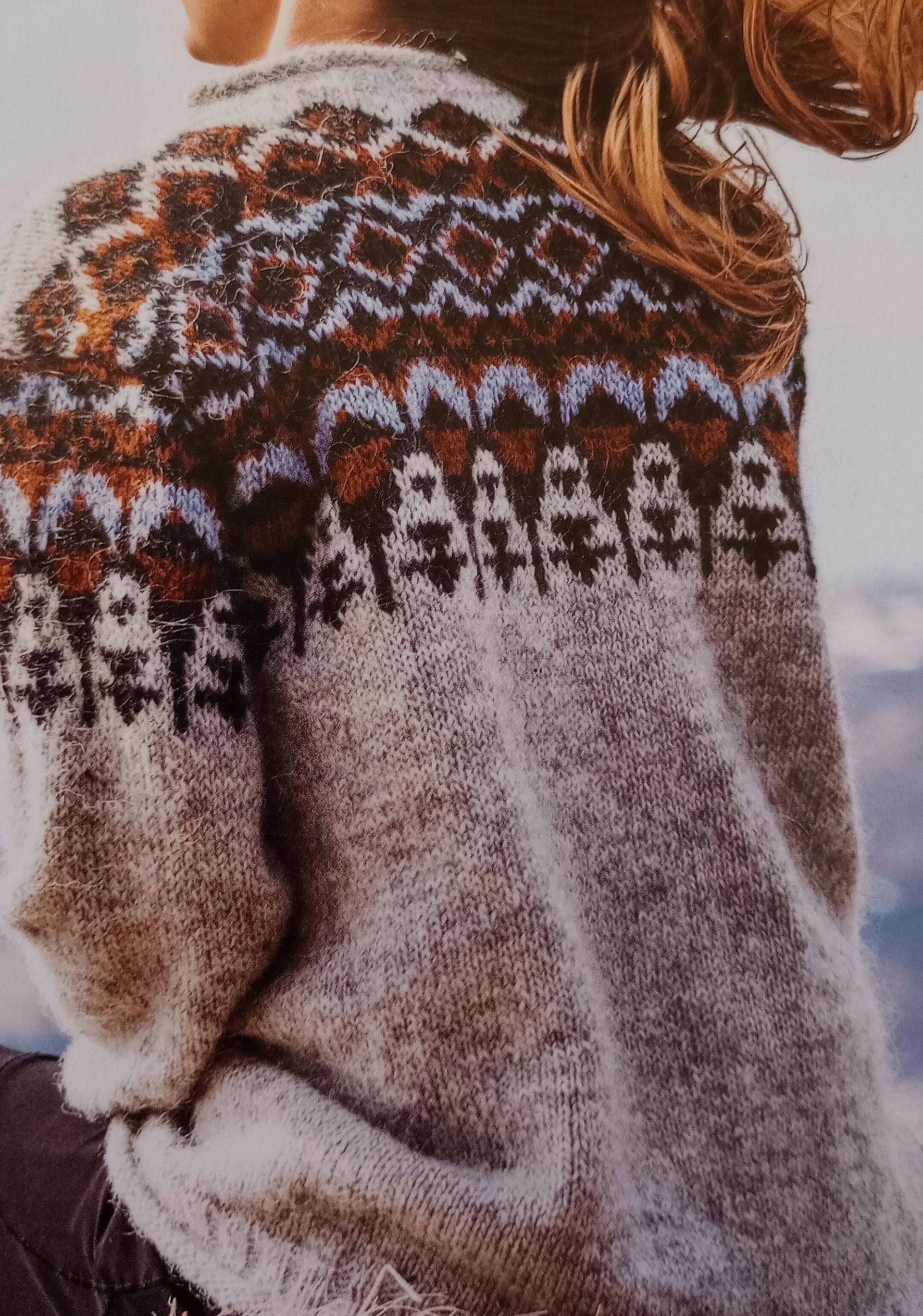 2720 Einzigartiger Handgestrickter Pullover in Nordic Stil von Mollistrick