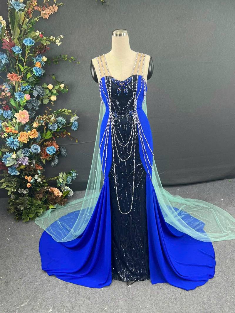 Blaues Anastasia Broaway Kostüm Inspiration - Kleid von MollyNguyenDesign